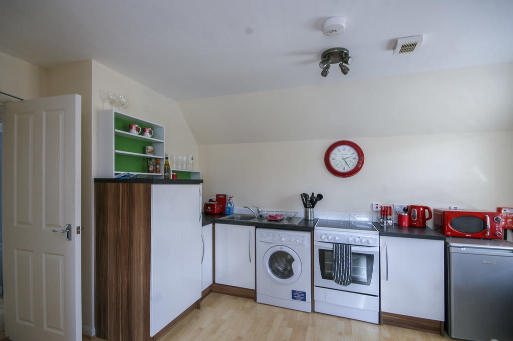 8 Varis Apartments Forres Esterno foto